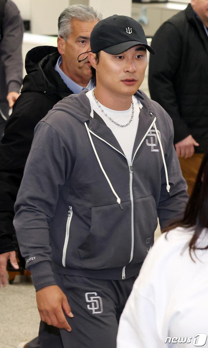 [사진] 밝은 표정으로 한국 찾은 김하성