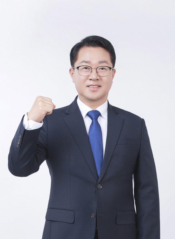                        더불어민주당 전남 고흥·보성·장흥·강진 선거구 본선에 진출한 문금주 후보                      
