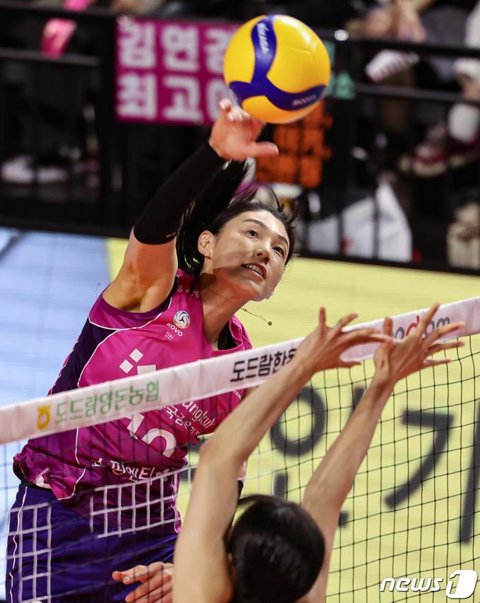 [사진] 김연경, 온 힘을 다해