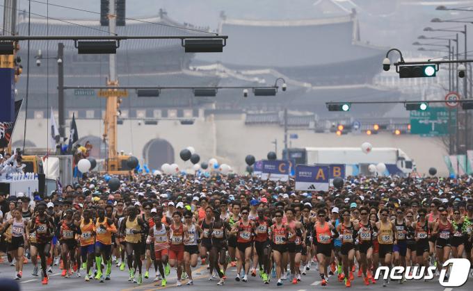 [사진] 서울 도심 속 마라톤 대회