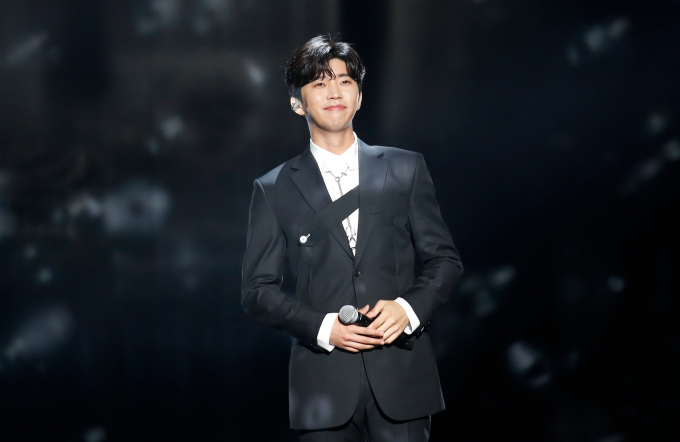 영화 '소풍'의 삽입곡으로 화제가 된 임영웅의 노래 '모래 알갱이' 뮤직비디오가 2600만뷰를 달성했다. 사진은 지난해 3월 서울 잠실 실내체육관에서 진행된 '제11회 가온차트 뮤직 어워즈'에 참석한 가수 임영웅. /사진=뉴스1