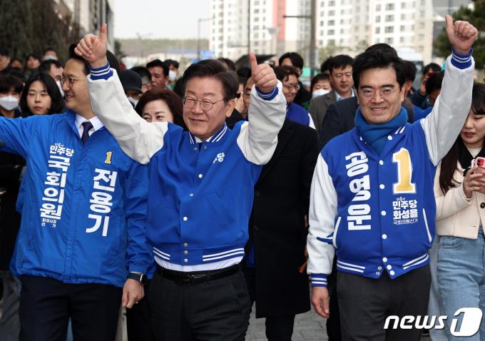 [사진] 경기 화성 찾은 이재명