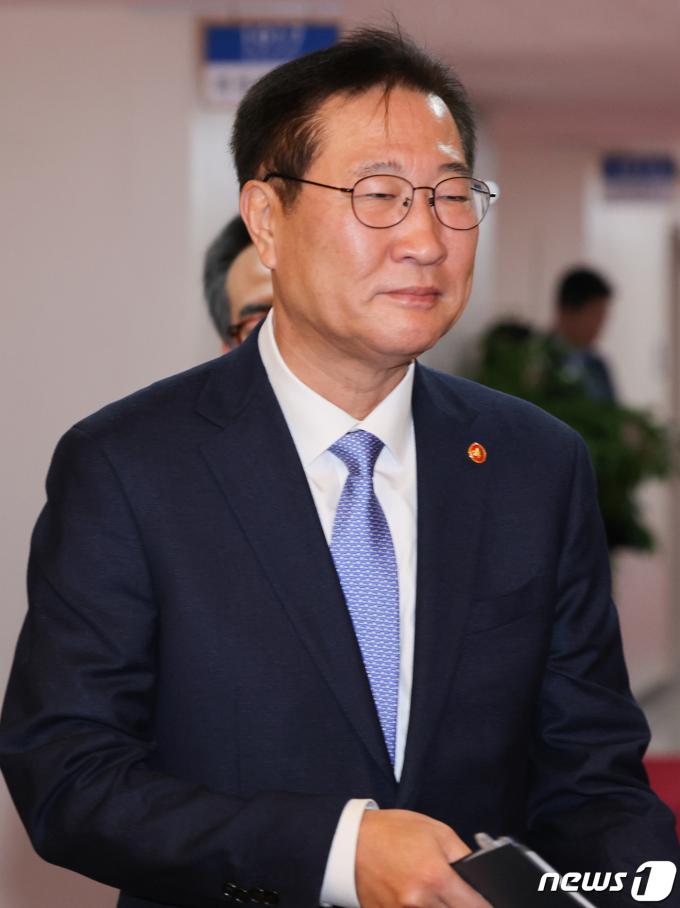 박성재 법무부 장관이 12일 서울 종로구 정부서울청사에서 열린 국무회의에 참석하고 있다. 2024.3.12/뉴스1 ⓒ News1 허경 기자