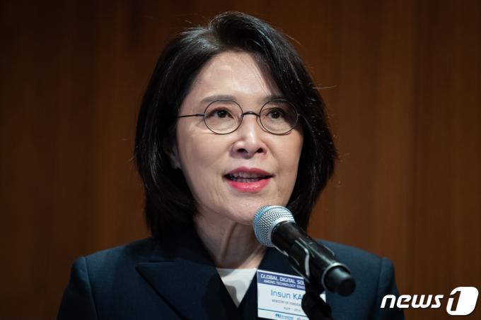 강인선 외교부 2차관이 17일 서울 중구 신라호텔 영빈관에서 열린 글로벌 디지털테크 네트워크 간담회에서 축사를 하고 있다. 2024.3.17/뉴스1 ⓒ News1 유승관 기자