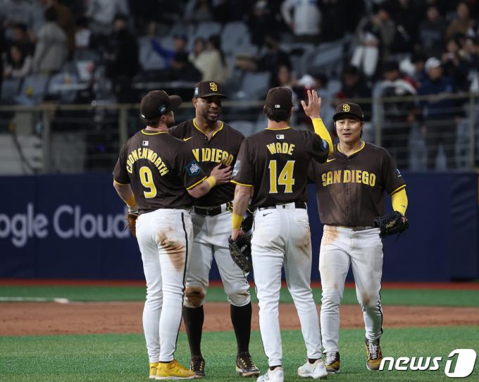 [사진] 샌디에이고, 접전 끝에 1대0 신승