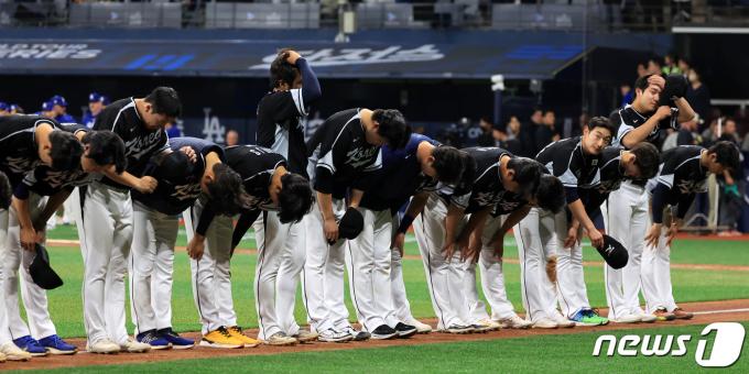 [사진] 팀 코리아, MLB 최강 다저스 상대로 석패