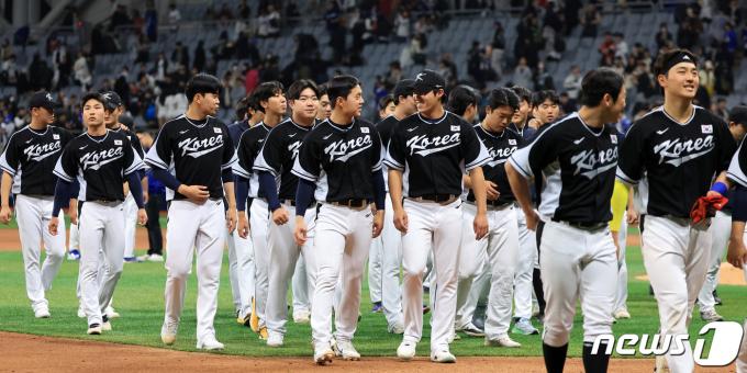 [사진] MLB 강팀 상대로 좋은 경험 쌓은 팀 코리아