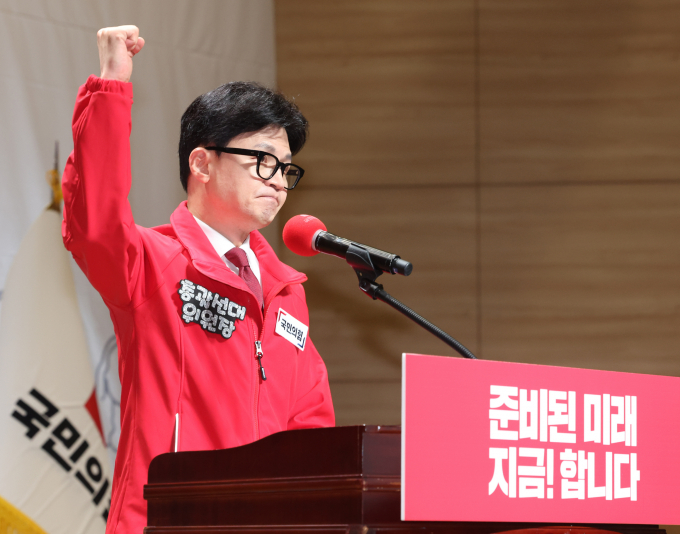 19일 국민의힘 내에서는 한동훈 국민의힘 비상대책위원장의 '이종섭 대사 즉각 귀국, 황상무 수석 거취 결정' 입장 유지를 지지하는 모습을 보였다. 사진은 한 위원장이 19일 서울 여의도 국회에서 열린 제22대 총선 중앙선대위 발대식·공천자대회에서 인사말하는 모습. /사진=뉴스1