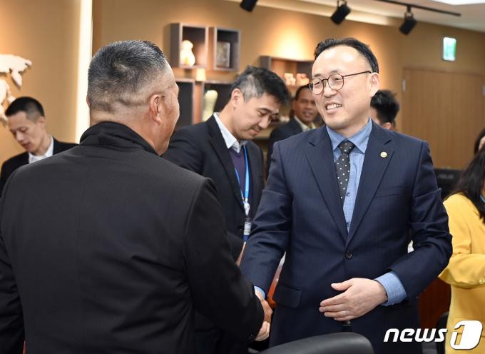[사진] 아세안 10개국 재난관리 역량강화과정 교육 찾은 이한경 차관