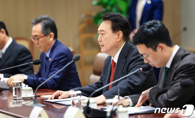 [사진] 인사말하는 윤석열 대통령