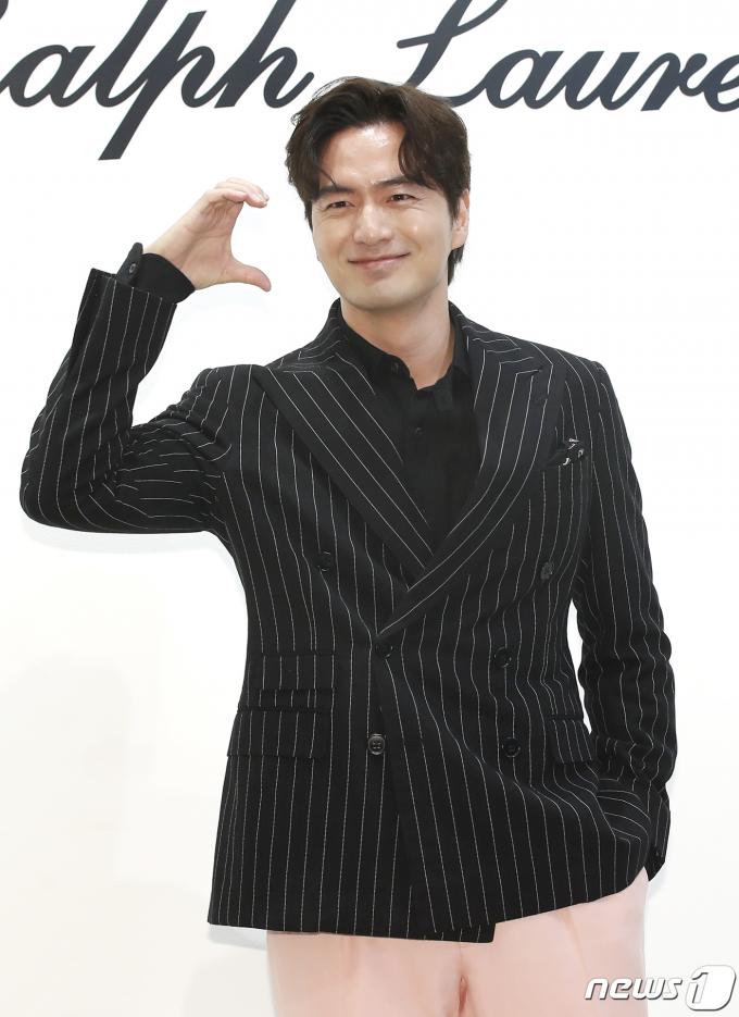 [사진] 이진욱, 스윗가이