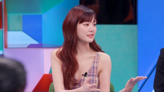 배우 이유비가 동생 이다인의 결혼식에서 있었던 '민폐 하객룩 논란"에 대해 입을 열었다./사진=SBS '강심장VS' 제공