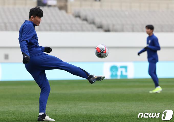 [사진] 훈련하는 김민재