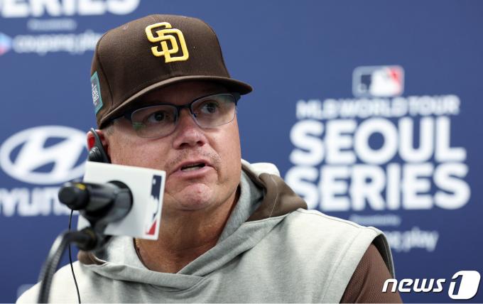샌디에이고 파드리스 마이크 실트 감독이 미국프로야구(MLB) 공식 개막 서울시리즈 1차전이 예정된 20일 오후 서울 고척스카이돔에서 기자회견을 하고 있다. 2024.3.20/뉴스1 ⓒ News1 박정호 기자