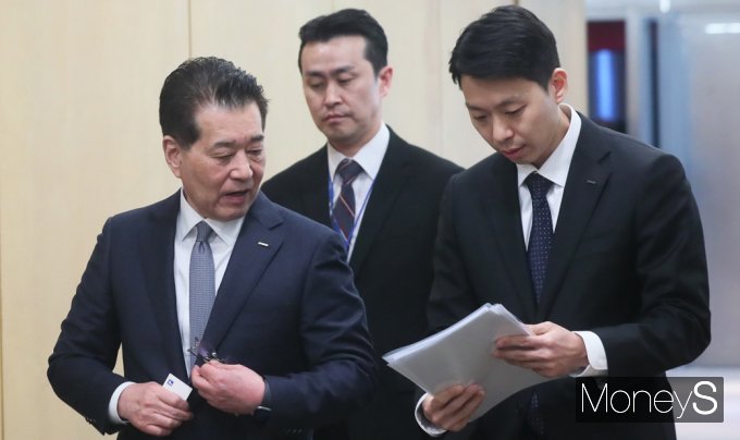[머니S포토] 닻올린 장인화 