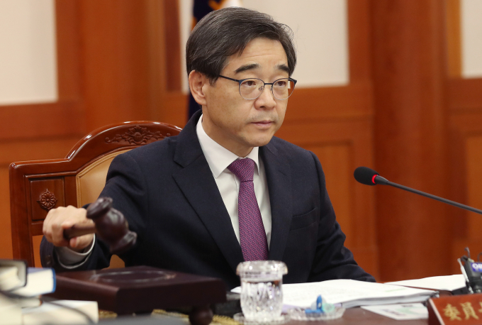 검찰이 '대장동 로비 의혹'을 받고 있는 권순일 전 대법관에 대한 강제수사에 나섰다. 사진은 권 전 대법관. /사진=머니투데이