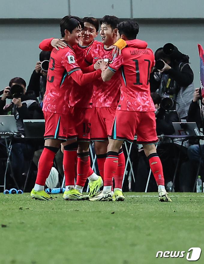[사진] 기뻐하는 대한민국