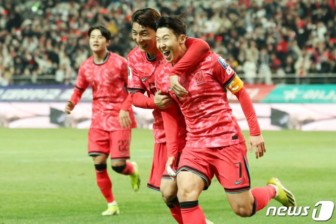 [사진] '해결사 손흥민'