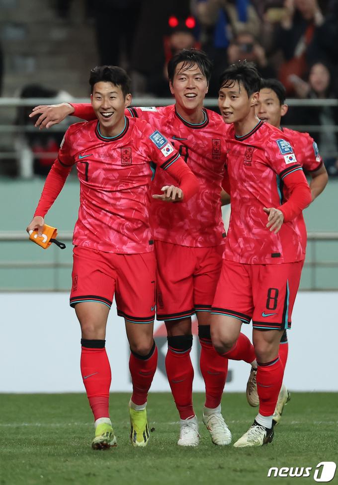 [사진] '내가 바로 캡틴'