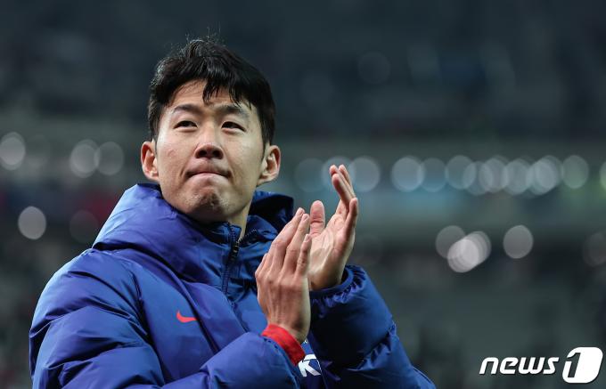 [사진] 손흥민, 아쉽지만 다음엔 이길게요!