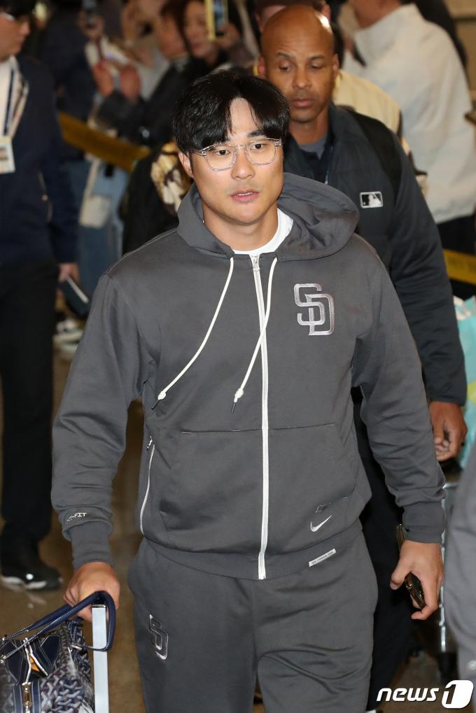 [사진] 출국하는 '어썸킴' 김하성