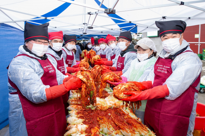 한국토요타자동차, ‘2023 토요타·렉서스 사랑의 김장나눔’ /사진=한국토요타자동차