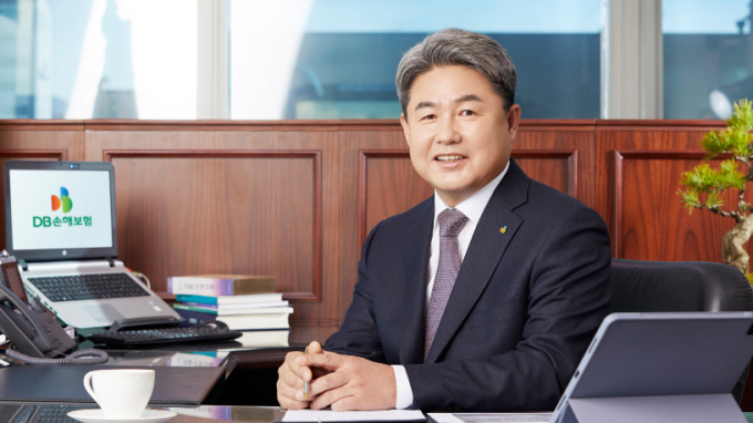 정종표 DB손해보험 대표가 요양사업을 본격화 하기 위해 별도 자회사 설립을 검토하고 있다./사진=DB손보