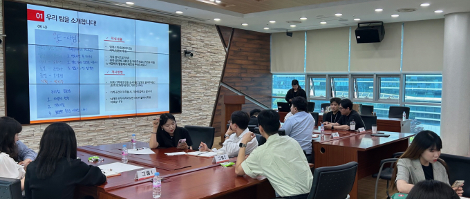                              한전KDN MZ세대들의 비전서포터즈 활동 모습/한전KDN