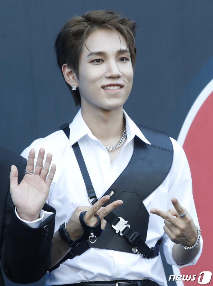그룹 배너 성국 ⓒ News1