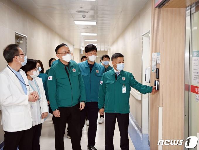 [사진] 이한경 재난안전관리본부장, 전북 남원의료원 방문 점검