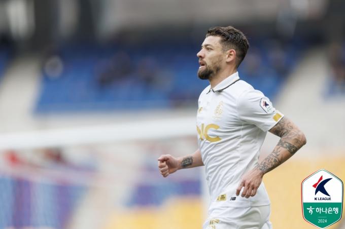 K리그2 서울 이랜드에서 뛰는 오스마르 (한국프로축구연맹 제공)