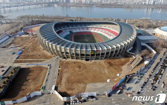 [사진] 잠실 올림픽주경기장, 2026년 말까지 리모델링 공사