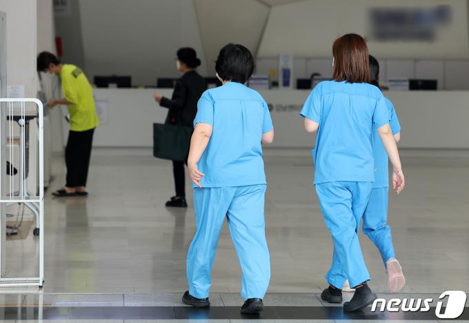 [사진] 의대교수 25일부터 사직서 제출 예고, '의료대란 현실화?'