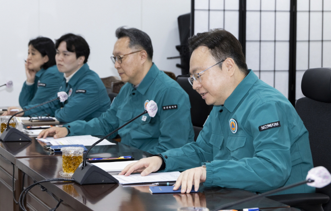 보건복지부는 의대 교수들의 집단 사직 논의를 하루 앞둔 24일 조규홍 장관 주재로 의사집단행동 중앙사고수습본부(중수본) 제21차 회의를 개최했다. /사진=뉴스1