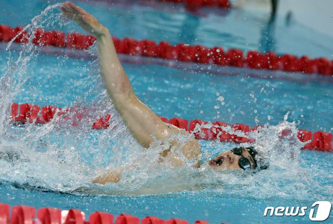 [사진] 김민석, 개인혼영 200m 역영