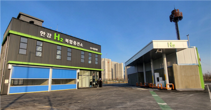 덕은동에 위치한 경기북부 첫 수소충전소인 ‘한강복합충전소’. / 사진제공=고양특례시