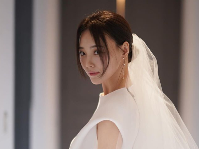 이선여 아나운서가 결혼 소식을 전했다. /사진=이선영 아나운서 인스타그램