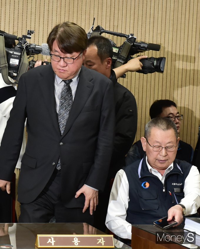 [머니S포토] 노사 팽팽한 줄다리기… 12년 전 버스대란 재현되나