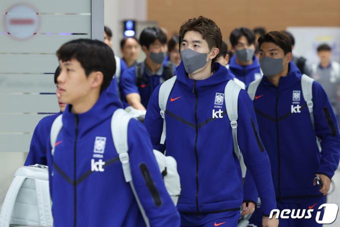 [사진] 태국 원정 마친 축구대표팀