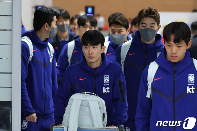 [사진] 월드컵 아시아 예선 태국전 마친 축구대표팀