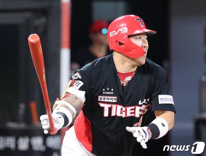 만 41세 시즌에도 맹활약을 이어가고 있는 KIA 최형우. /뉴스1 DB ⓒ News1 김영운 기자