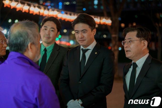 이태원참사 합동분향소를 방문하는 오영환 위원장(새로운미래 제공)