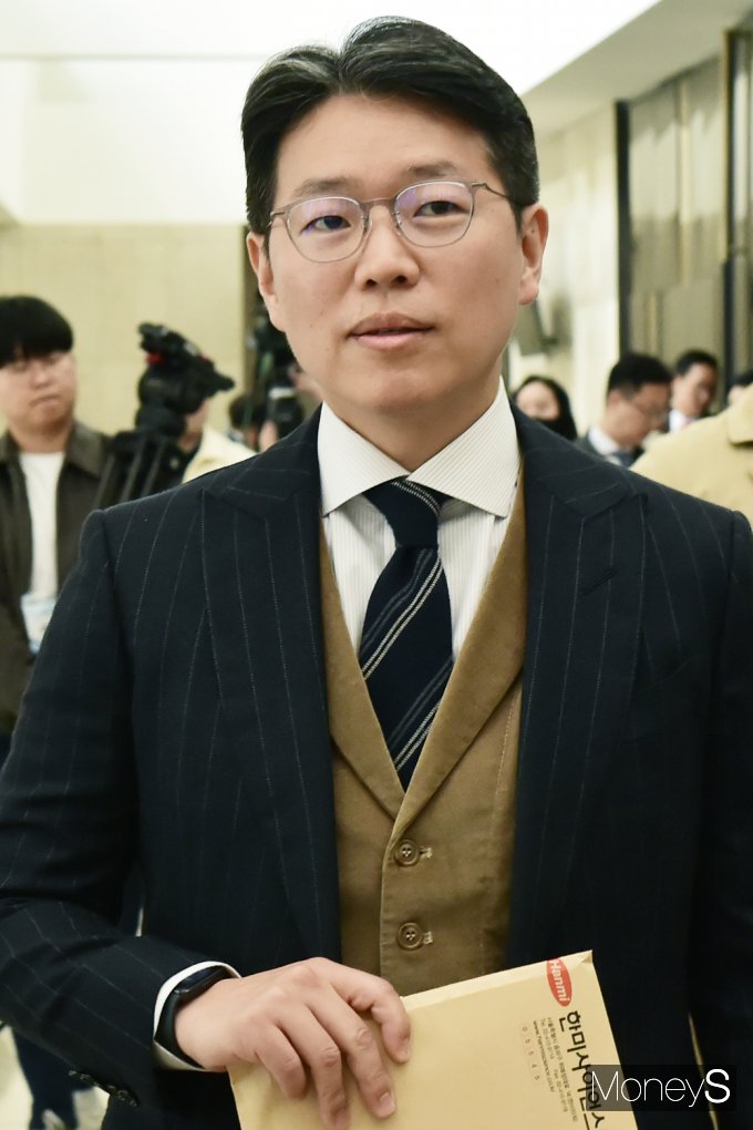 [머니S포토] 한미사이언스 주총 소액주주 향방 촉각 '임종훈' 사장, 참석