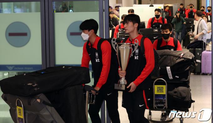 [사진] '금의환향'하는 축구올림픽대표팀