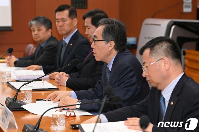 조태열 외교부 장관이 28일 서울 종로구 외교부 청사에서 열린 방산협력 관계부처-주요 공관장 합동회의에 모두발언을 하고 있다. (공동취재) 2024.3.28/뉴스1 ⓒ News1 허경 기자