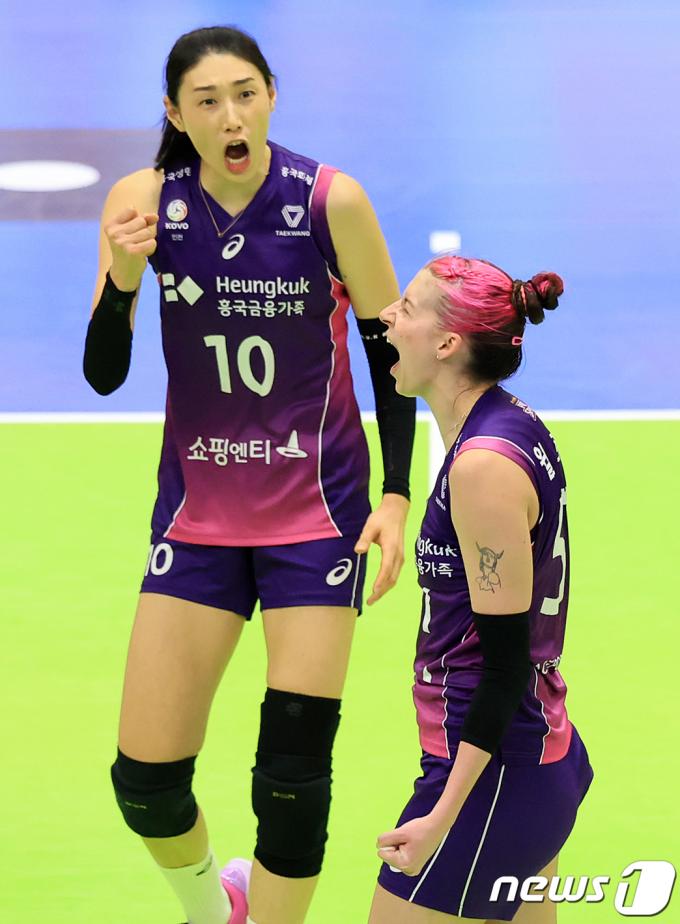 [사진] 포효하는 윌로우