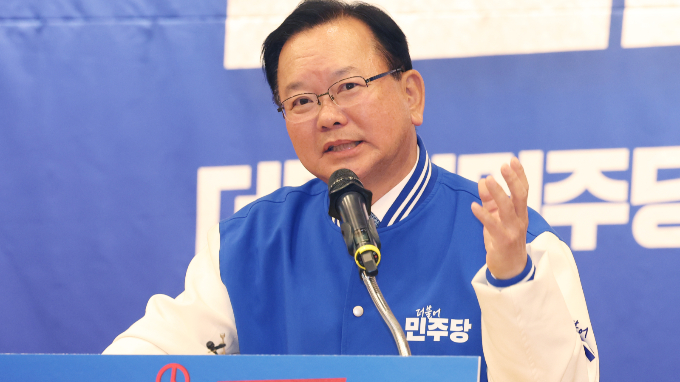 김부겸 더불어민주당 공동선거대책위원장이 윤석열 대통령의 제주 4·3 희생자 추념식 불참에 대해 유감을 표했다. 사진은 지난 20일 서울시당 선거대책위원회 출범식에 참석한 김 위원장. /사진=뉴스1
