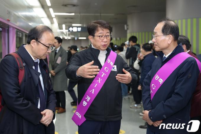 [사진] 박상우 장관, GTX-A 개통 현장점검