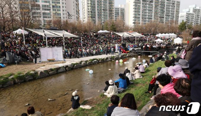 [사진] '2024 당현천 벚꽃음악회'