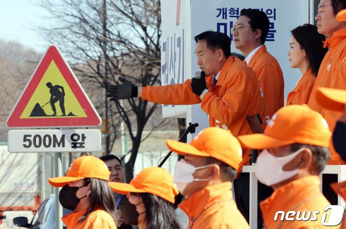 [사진] 지지 호소하는 권상기 후보